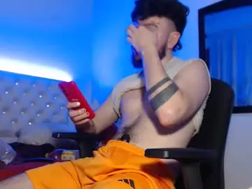 Chaturbate Free Live Porn of kevinsantiag0