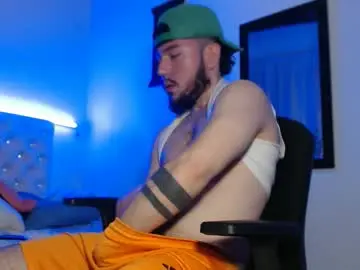 Chaturbate Best Webcam of kevinsantiag0