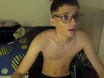 Chaturbate Watch Live Sex Cams of master_boy28