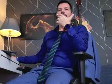 aaronbomer from chaturbate