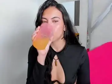 Chaturbate Adult Webcam of alanahott_