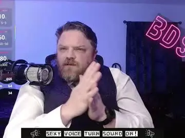 Chaturbate Watch Live Sex Cams of bi_master_mack