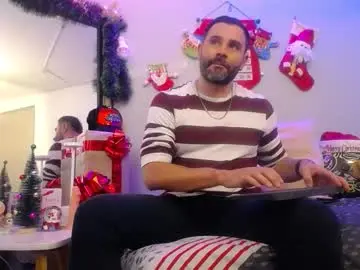 Chaturbate Live Sex Cam of jonas_beard1