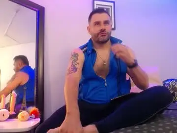 Chaturbate Adult Video Chat of jonas_beard1