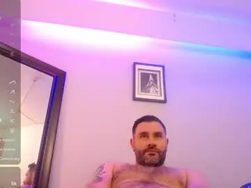 Chaturbate Watch Live Sex Cams of jonas_beard1