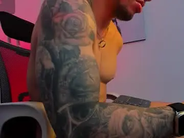 Chaturbate Best live sex cam show of liamreigns_