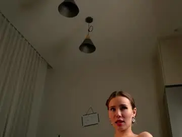 Chaturbate Live Sex Cam of shanelfun