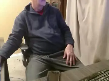 Chaturbate Free Porn Cam of olderandwiser