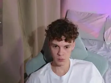 Chaturbate Watch Live Sex Cams of cute_thomas