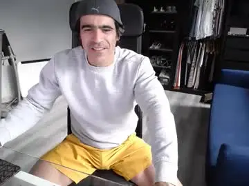 Chaturbate Adult Video Chat of latino23bom