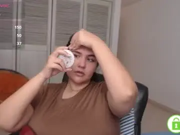 Chaturbate Live Porn of baddie_maddie_