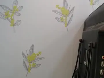 Chaturbate Free Porn Cam of carolinemoretti