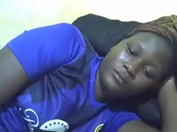 Chaturbate Live Sex Cam of ebony_vanillah