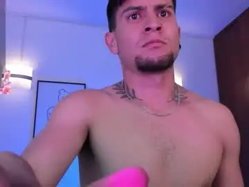 Chaturbate Free Live Porn of valentinoo_10