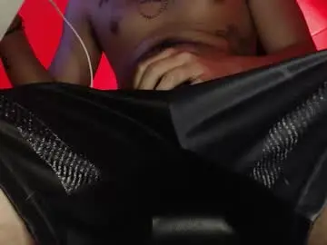 Chaturbate Adult Webcams of woondeer17