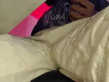 Chaturbate Nude Webcam of woondeer17