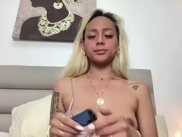 Chaturbate Sex Cam of xmonstrouscockivy