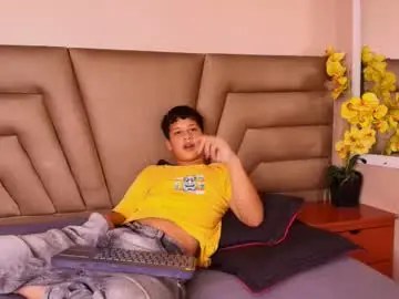 Chaturbate Live Porn of alexdumontt