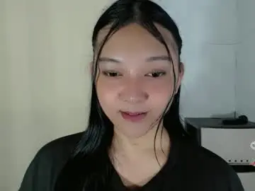 Chaturbate Live Sex Cam of alisa_kiss_