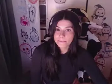 cassiealvarez from chaturbate