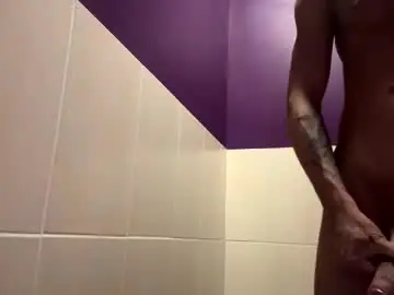 Chaturbate Free Live Porn of enzo97kat