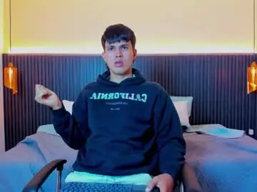 Chaturbate Nude Webcam of liam_rosse18_