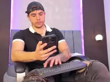 Chaturbate Free Live Porn of liam_walk