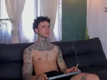 Chaturbate Watch Live Sex Cams of aron_ford