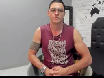 Chaturbate Live Porn of frank_millers