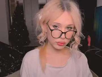 Chaturbate Live Sex Cam of kristialsoopp