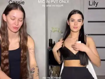 Chaturbate Live Sex Cam of x_kai