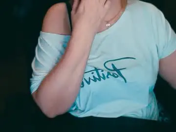 charlottextasty from chaturbate