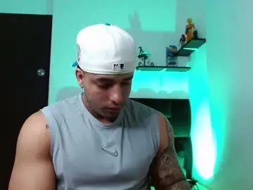 Chaturbate Free Porn Cam of darius_phoenix