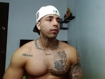 Chaturbate Live Porn of darius_phoenix