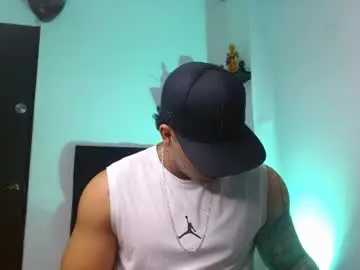 Chaturbate Watch Live Sex Cams of darius_phoenix