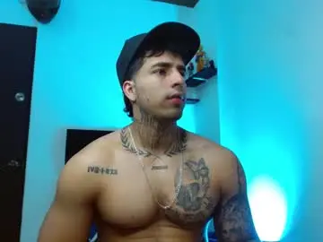 Chaturbate Sex Chat of darius_phoenix