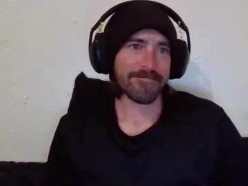 oniyoshiken from chaturbate