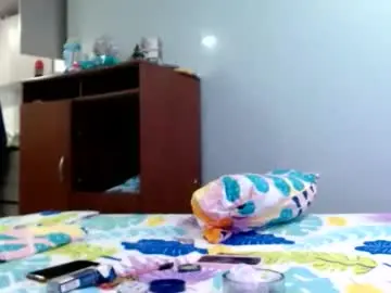 Chaturbate Sex Cam of tatto_smoke_couple