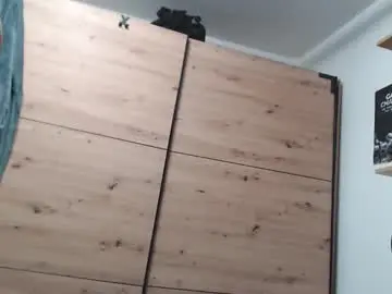 Chaturbate Live Porn of yourfavoritetallboy