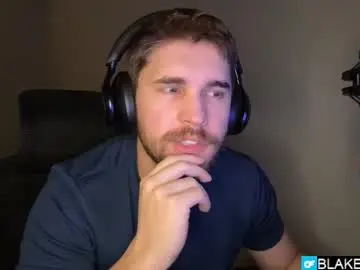 Chaturbate Free Porn Cam of blakemiles2