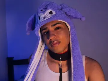 Imlive Nude Webcam of Santifoxx