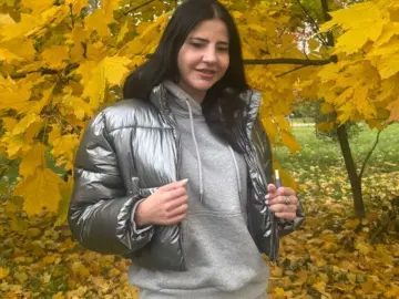 Imlive Nude Webcam of AvenLullabyyy