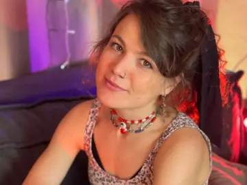 Imlive Live Porn of MarlaBri