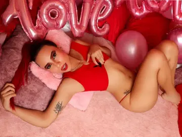 Imlive Free Live Porn of LeahMiler1