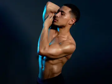 Imlive Sex Cam of AdamSaenzs