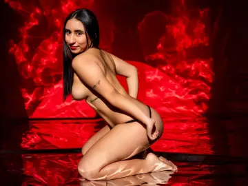 Imlive Adult Webcams of HollyxRogers