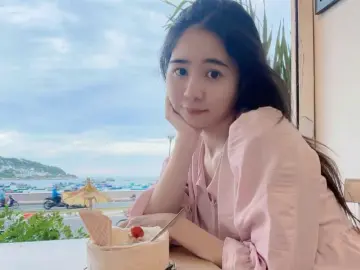 Imlive Live Sex Cam of Emily2011