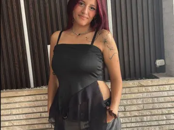 Imlive Watch Live Sex Cams of LiilyMoonn