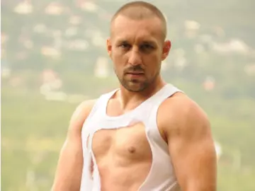 Imlive Adult Video Chat of MuscledBoy1