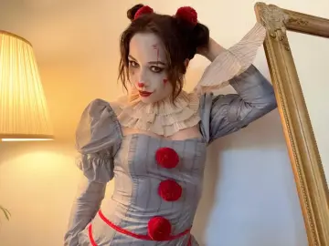 Imlive Live Porn of MiaMooreRed